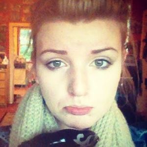 Meet your Posher, Carolyn